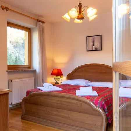 Apartment 7 Min Dal Centro, Per Sciare E Park